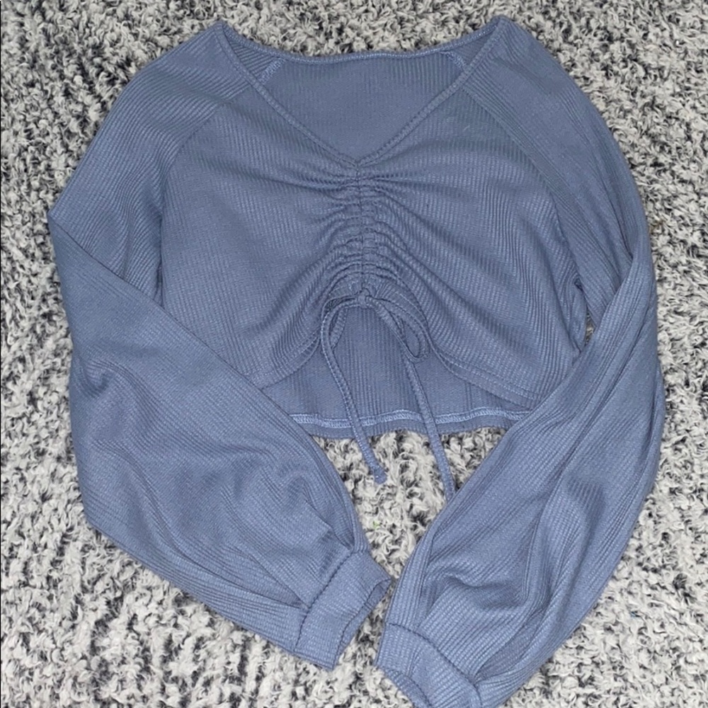 Blue sinch tie shirt